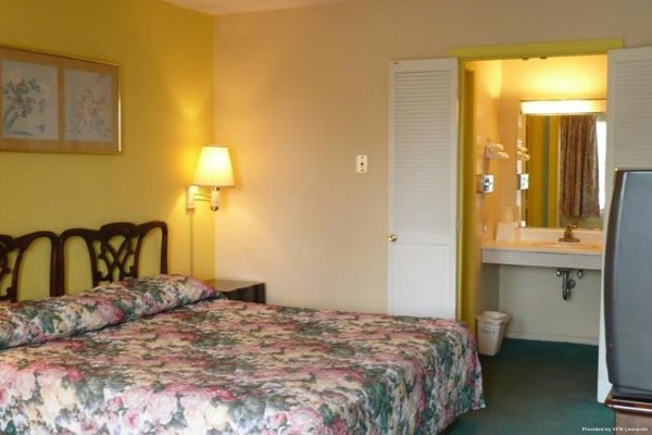 RED CARPET INN PIQUA (Piqua)